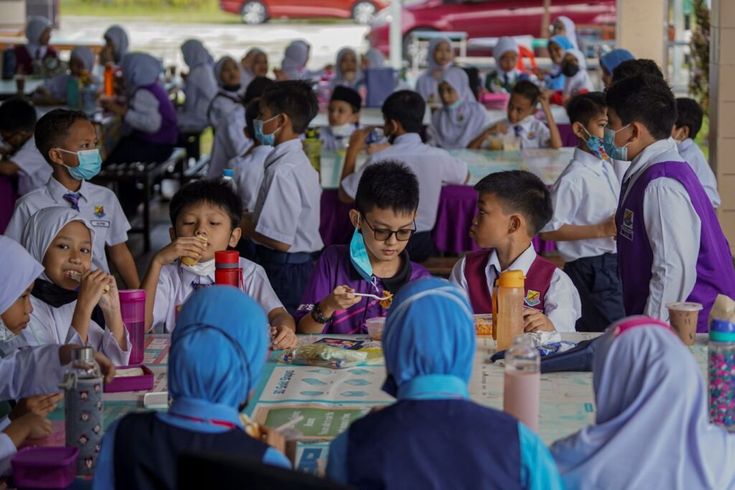 Heboh! Wacana Tarik Retribusi Kantin Sekolah di Jakarta, Ini Kritikan Warganet