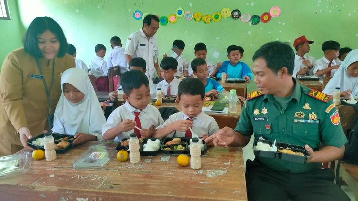 Program Makanan Bergizi Gratis untuk Anak SD, Dukung Pertumbuhan yang Optimal