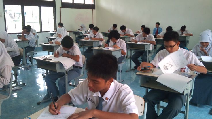 Perjuangan Menolak Penghapusan KPJ: Menyelamatkan 295.000 Siswa dari Putus Sekolah