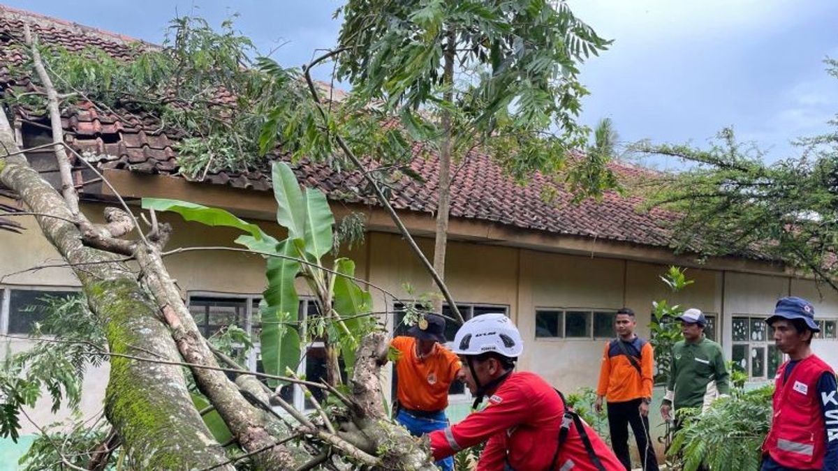 Kabar Baik! 2.500 Ruang Sekolah di Cianjur yang Rusak Akan Segera Diperbaiki