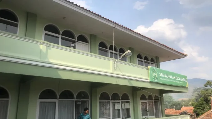 Update Terbaru Biaya Kuliah Kelas Karyawan Sekolah Tinggi Agama Islam (STAI Al-Falah) TA 2025/2026