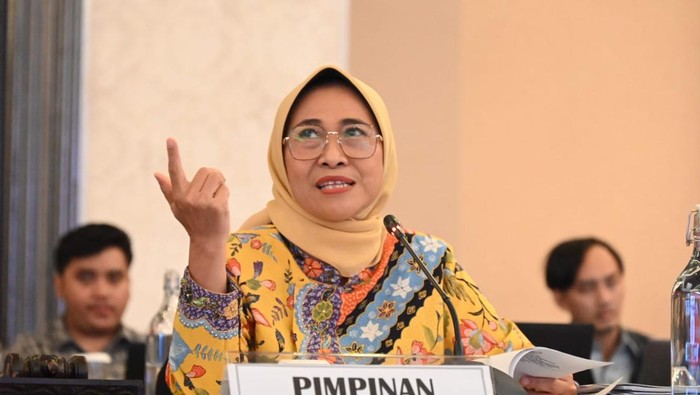 Fenomena Nyontek Jadi Sorotan, Komisi X DPR Desak Reformasi Pendidikan Nasional