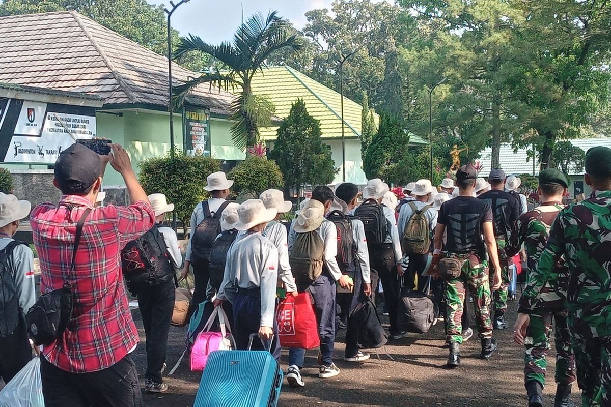 Siswa SMA dan SMK Ikut Program Barak Militer, Inisiatif Dedi Mulyadi Tuai Perhatian