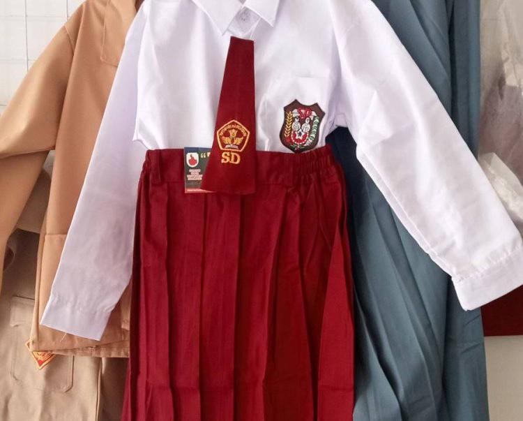 Cegah Pungli, Pekanbaru Larang Penjualan Seragam oleh Sekolah