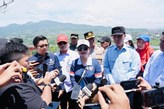 Wamen Stella Pastikan Pembangunan Sekolah Garuda Bengkulu Selaras dengan Arahan Presiden