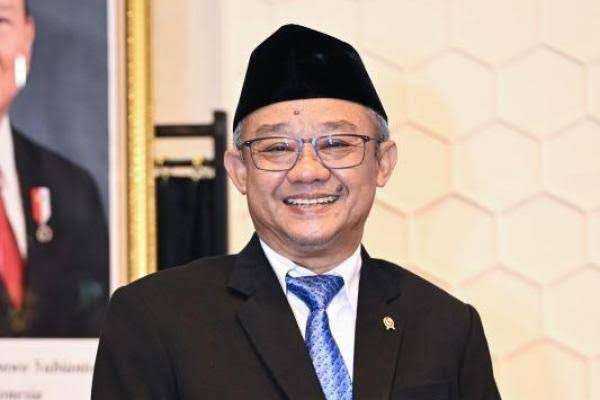Program Makan Bergizi Nasional Diusulkan Dikelola Dapur Sekolah, DPR Angkat Jempol untuk Abdul Mu’ti