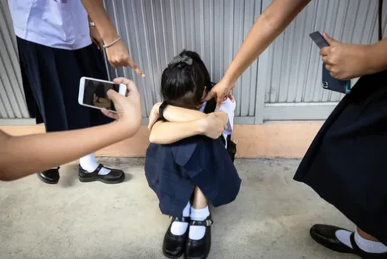 Kontroversi Sekolah Ramah Anak, Anak Pemulung Justru Dikeluarkan Usai Di-Bully