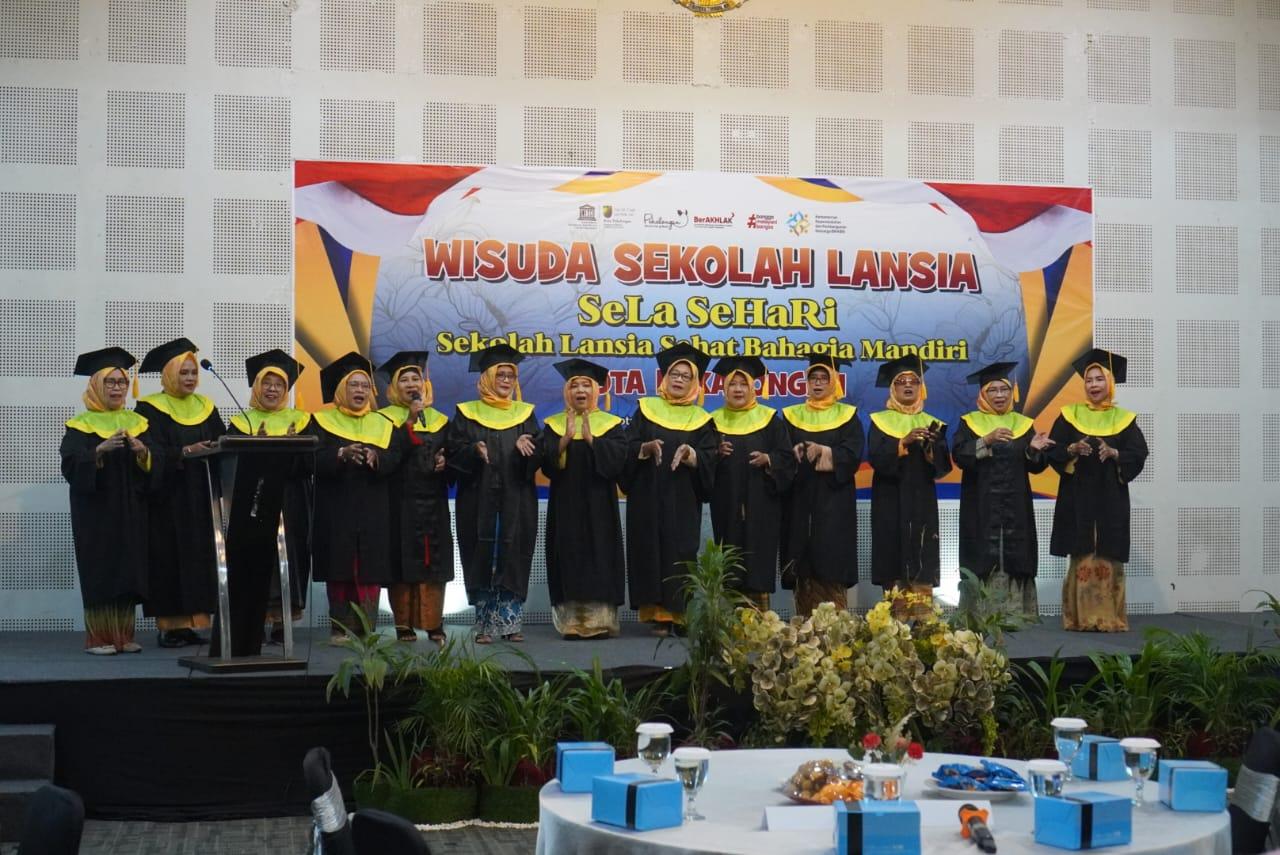 Program Sekolah Lansia Dinilai Efektif Perkuat Aktivitas Lansia, Pemkot Diganjar Apresiasi