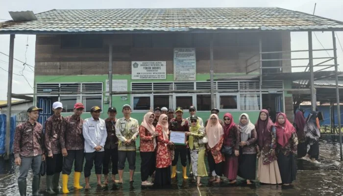 Ringankan Dampak Banjir, Kemenag HSU Fokus Bantu Sekolah dan Warga