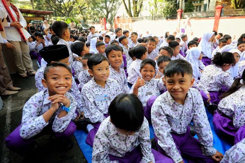 Sekolah Kembali Aktif, Siswa Antusias Jalani Hari Pertama Pasca Lebaran