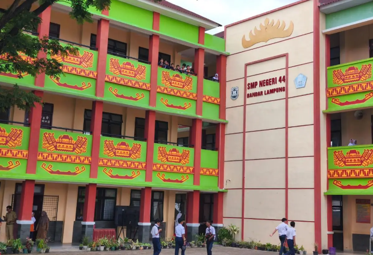 SMA Siger Hadapi Masalah Legalitas, Kepastian Ujian Semester Siswa Masih Ditunggu
