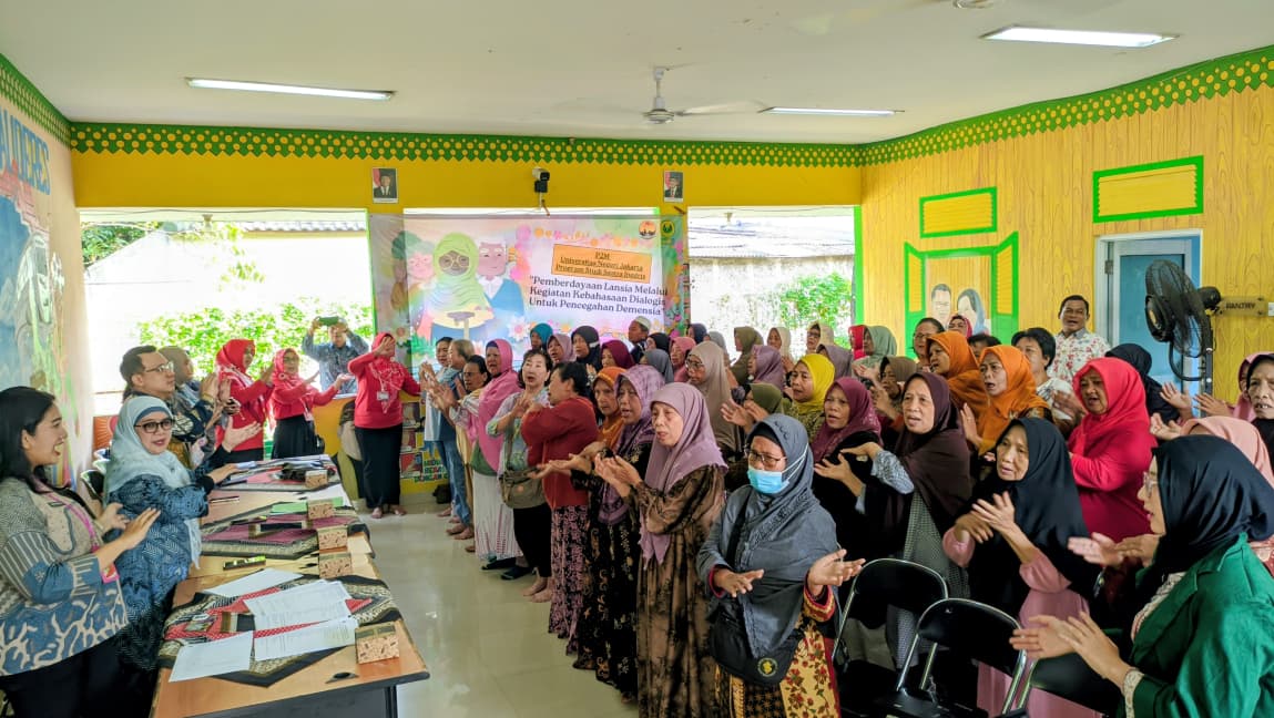 63 Warga Belajar di Sekolah Lansia Anggrek Merah, Wujudkan Lansia Sehat dan Produktif