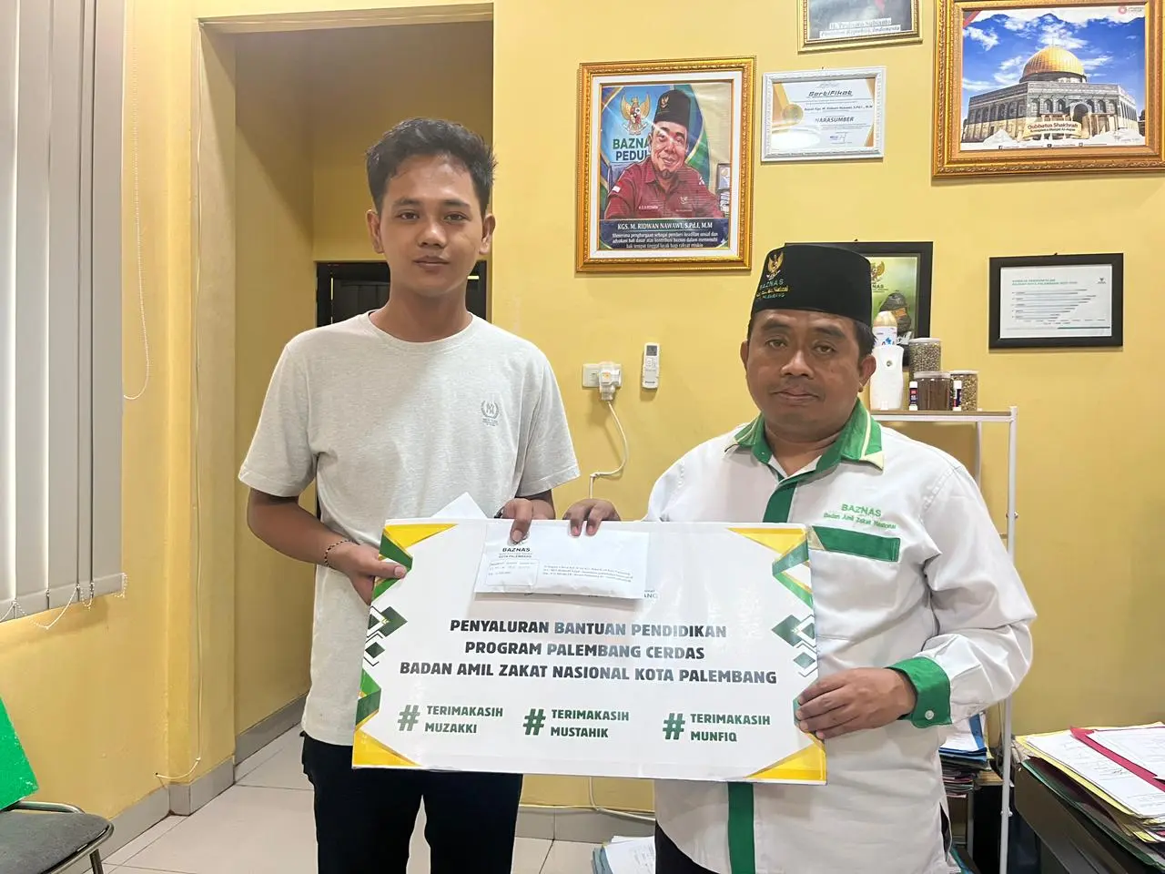 Siswa Kurang Mampu Terbantu, BAZNAS Kota Palembang Bayarkan Tunggakan Sekolah