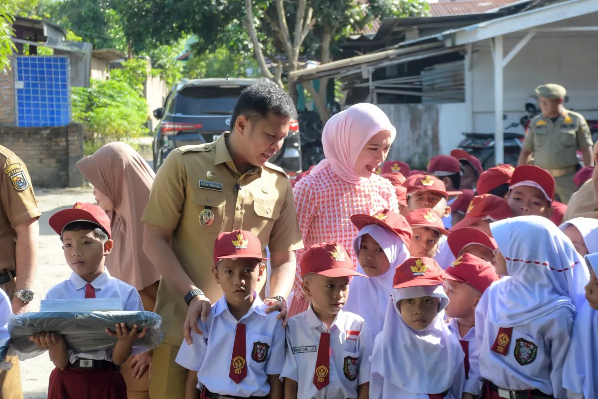 Pemulihan Pascabanjir Perbaungan, Ratusan Siswa Terima Bantuan Perlengkapan Sekolah Lengkap