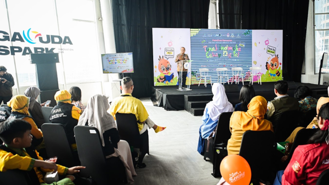 Sekolah Jadi Pondasi Generasi Digital, Pemerintah Tingkatkan Literasi Teknologi Siswa