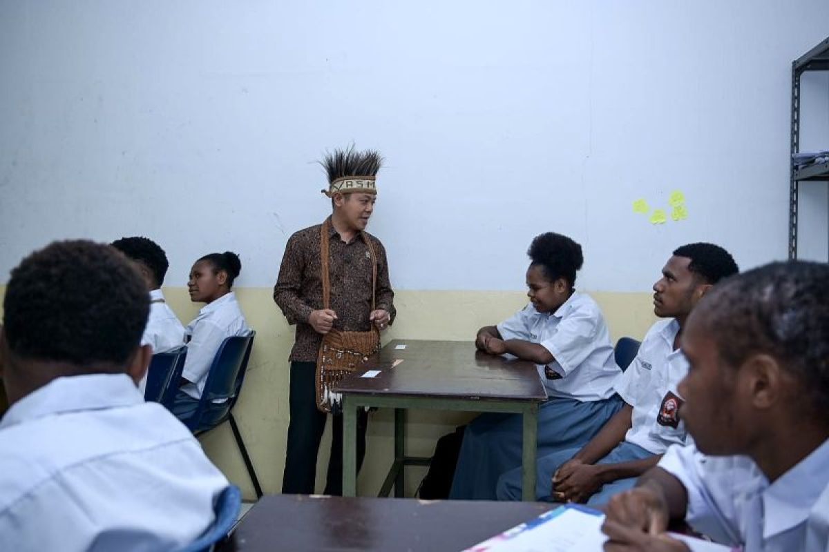 Wamendikdasmen Apresiasi Model Pembelajaran SAI Sentul untuk Kembangkan Potensi Anak Papua