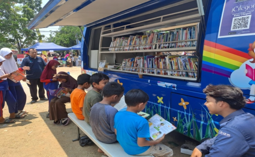 Libur Sekolah, DPK Cilegon Aktifkan Perpustakaan Keliling untuk Perluas Akses Literasi