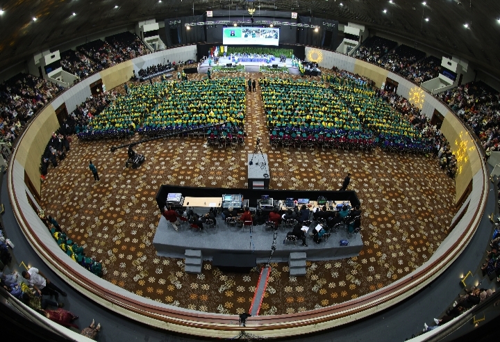Perbanas Institute Wisuda 951 Lulusan, Tekankan Integritas dan Inovasi Hadapi Transformasi Digital