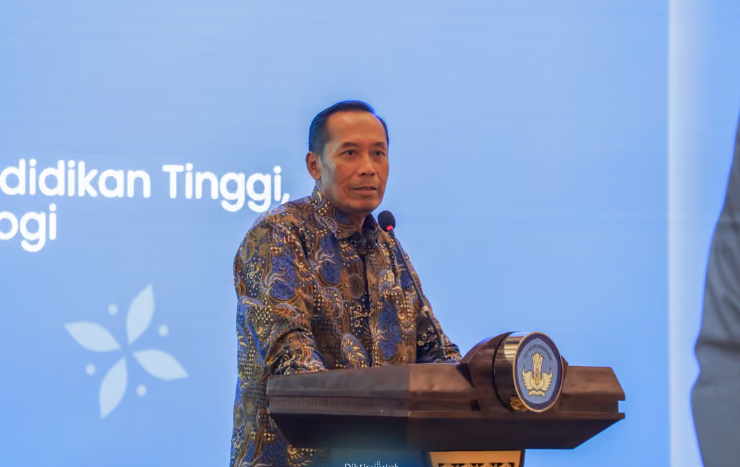 Kemdiktisaintek Siapkan 1.000 Beasiswa Dokter Spesialis