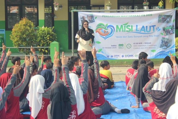 ITB Ajarkan 469 Siswa di Cirebon Cegah Pencemaran Laut
