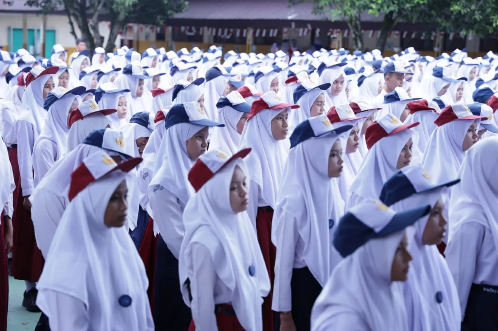 Kabut Asap Masih Selimuti Pekanbaru, Pemko Terapkan Sekolah Daring Selama Dua Hari