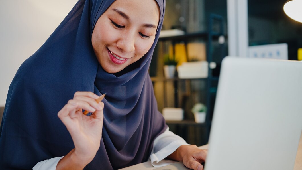 Biaya dan Prospek Kuliah Ekonomi Syariah di Surabaya
