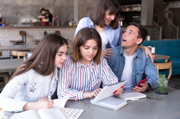 Kampus yang Ada Kelas Karyawan Jurusan Manajemen di Jambi