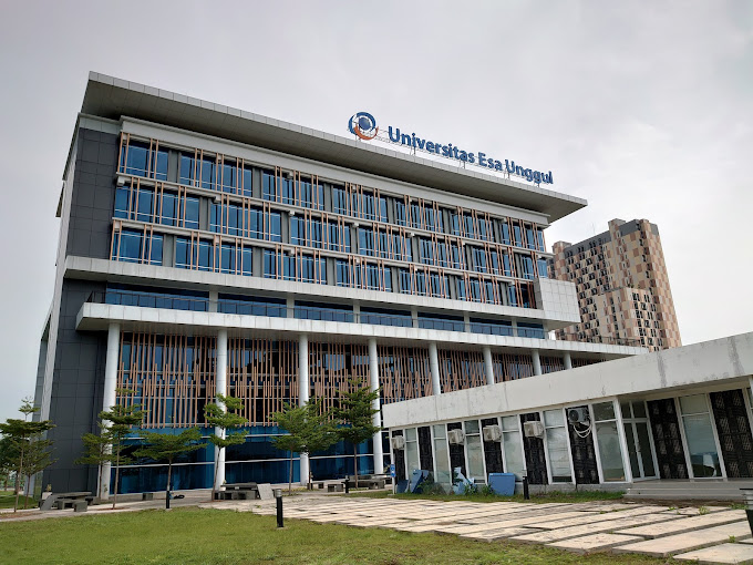 Magister (S2) Ilmu Hukum Kampus Bekasi