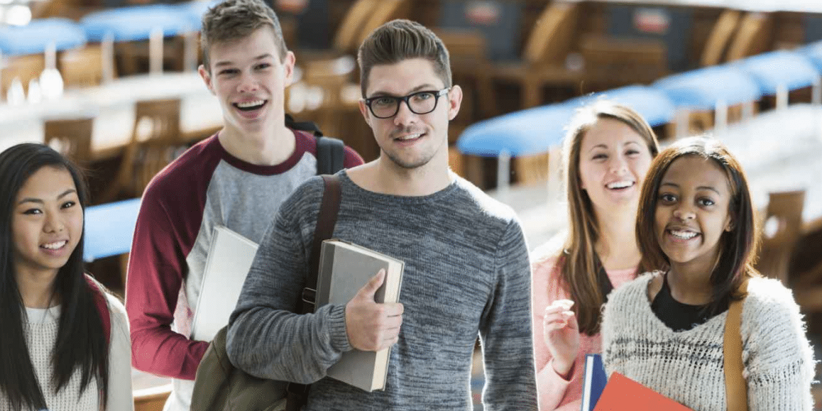 Kuliah Online S1 Public Relation (PR)