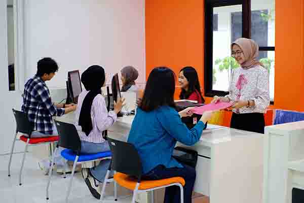 FAQ (Pertanyaan Seputar Kelas Karyawan USI)
